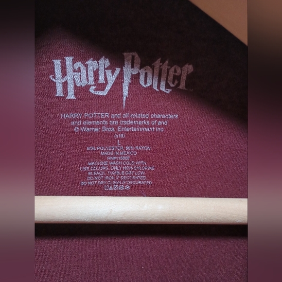 Harry Potter 9 3/4 children's size large (16) tshirt in excellent condition - Picture 2 of 4